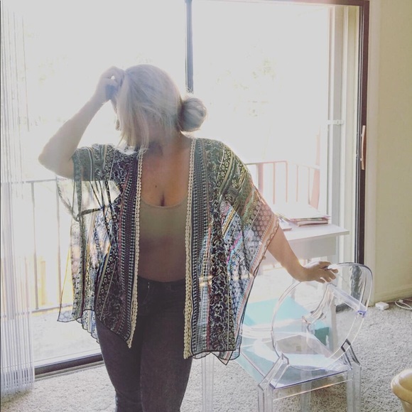 Cover up - Picture 1 of 3